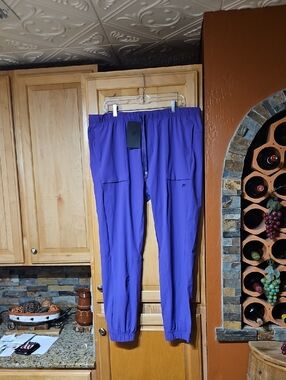 Fabletics The One Jogger Pants Drawstring Pockets Purple NWT